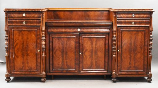 0_1219_A_19th_Century_Flame_Mahogany_Sideboard_DXX