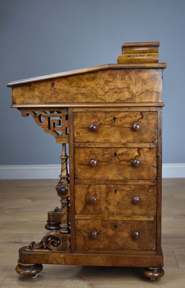 Victorian Burr Walnut Telescopic Dumbwaiter - Image 5