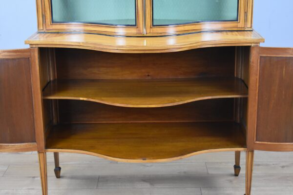 Victorian Satinwood Serpentine Display Cabinet - Image 7