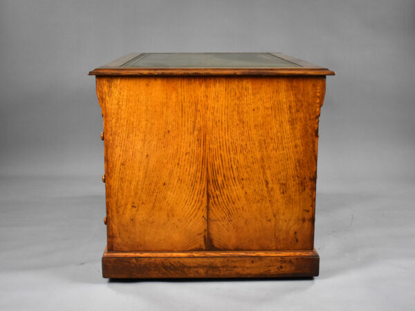 Victorian Oak Desk - Image 3