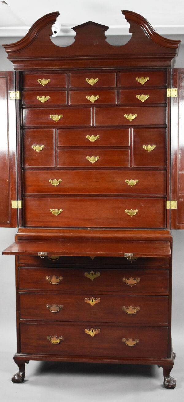 Irish George II Mahogany Secretaire Cabinet - Image 4