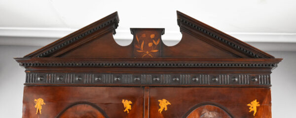 George III Mahogany Inlaid Linen Press - Image 5