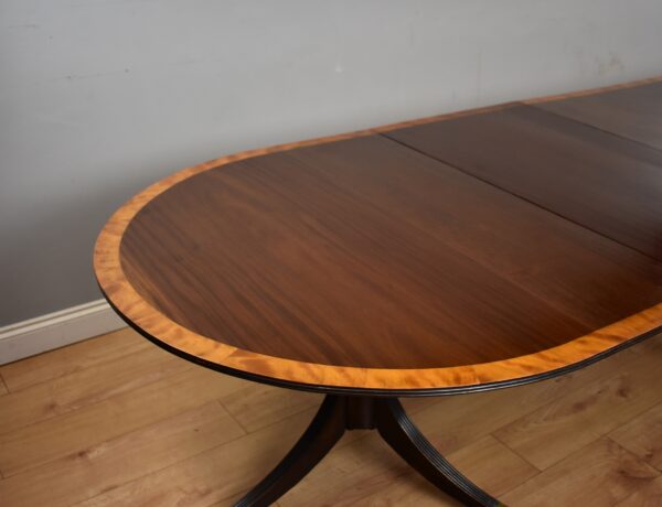 Large Regency Style Mahogany Pedestal Dining Table - Image 4