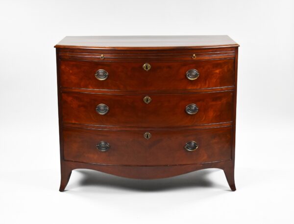 Regency Mahogany Bow Front Chest of Drawers - Image 2