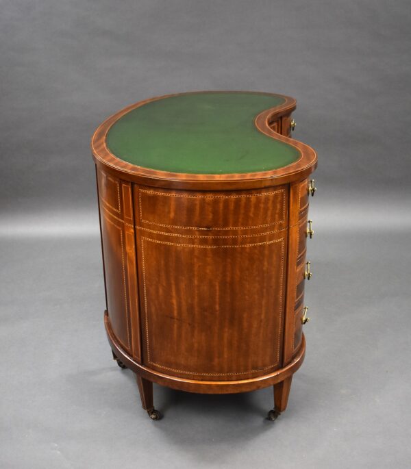 Victorian Mahogany Kidney Shaped Desk - Image 3