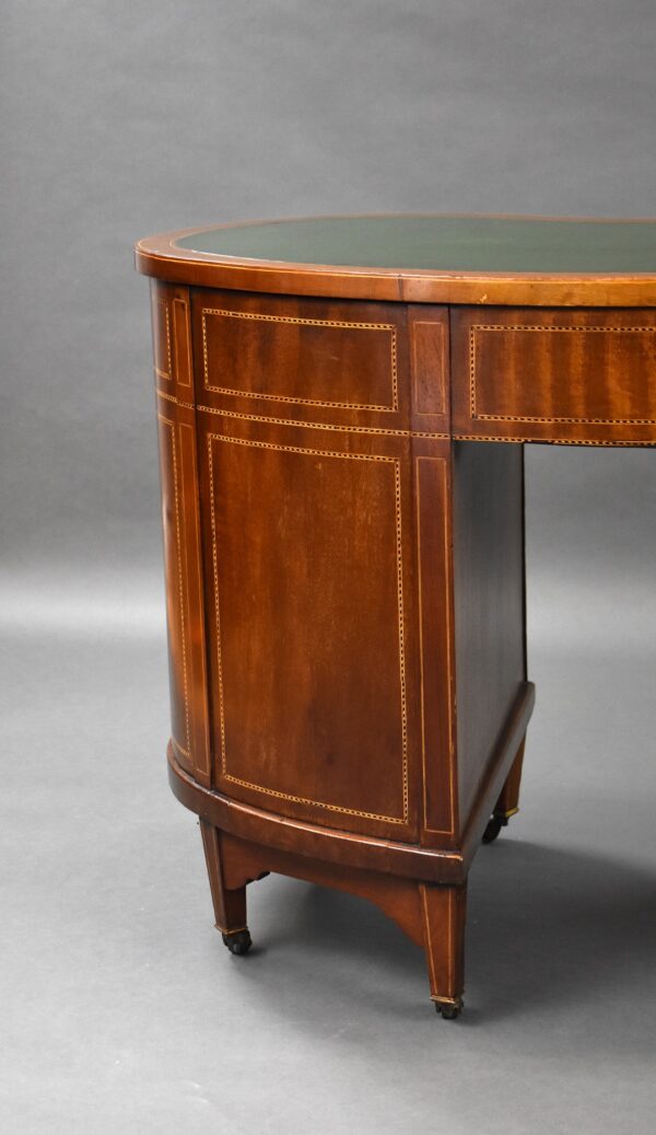 Victorian Mahogany Kidney Shaped Desk - Image 7