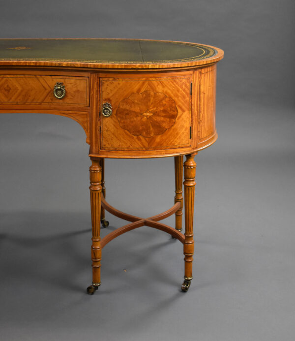 Edwardian Satinwood Kidney Shaped Desk - Image 8