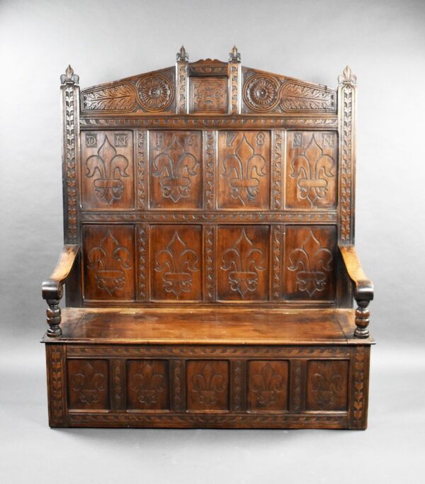 18th Century and later Carved Oak high back settle/bench - Image 7