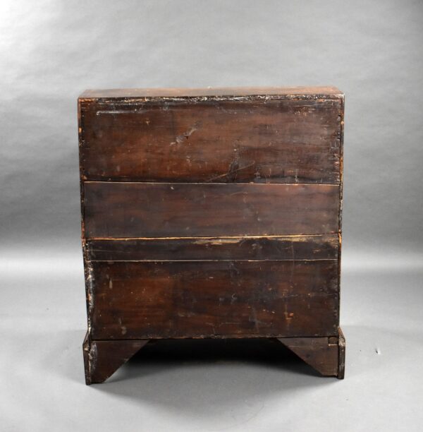 George II Walnut & Oyster Veneer Bureau - Image 8