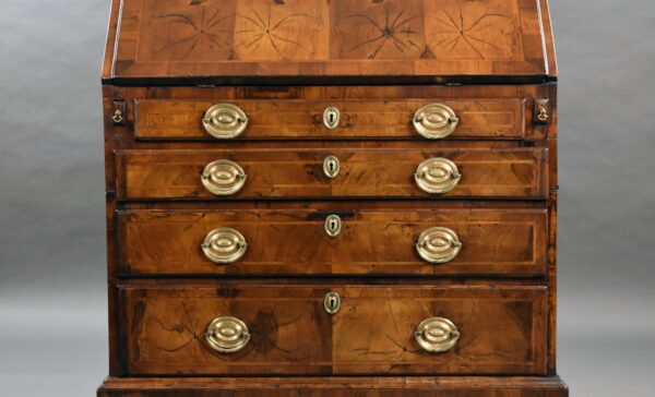 George II Walnut & Oyster Veneer Bureau - Image 6