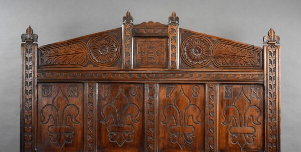 18th Century and later Carved Oak high back settle/bench - Image 6