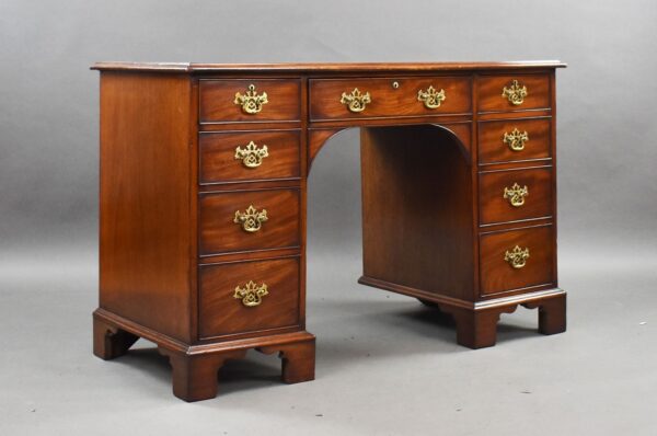 George III Mahogany Kneehole Desk