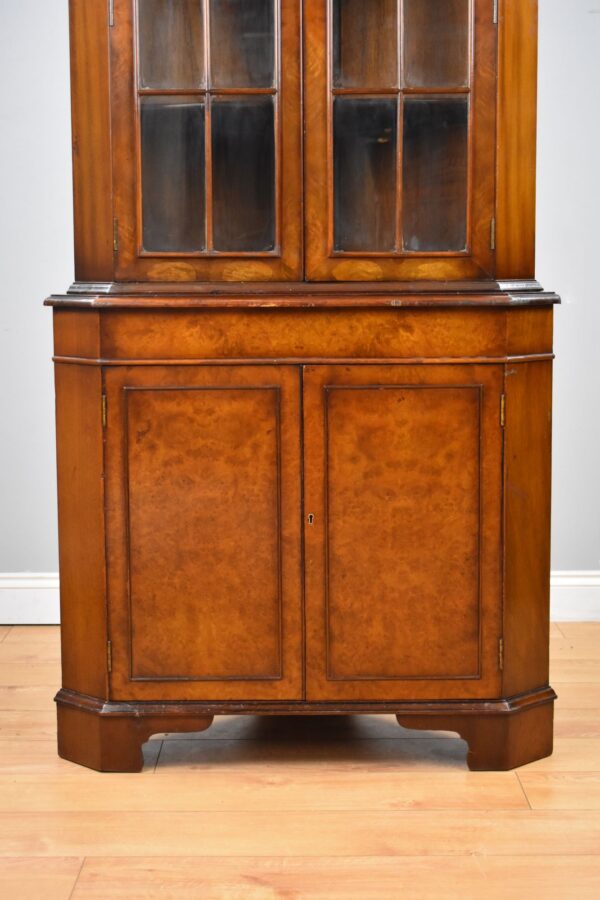 George III Style Walnut Corner Cabinet - Image 4