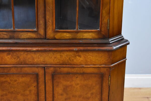 George III Style Walnut Corner Cabinet - Image 3