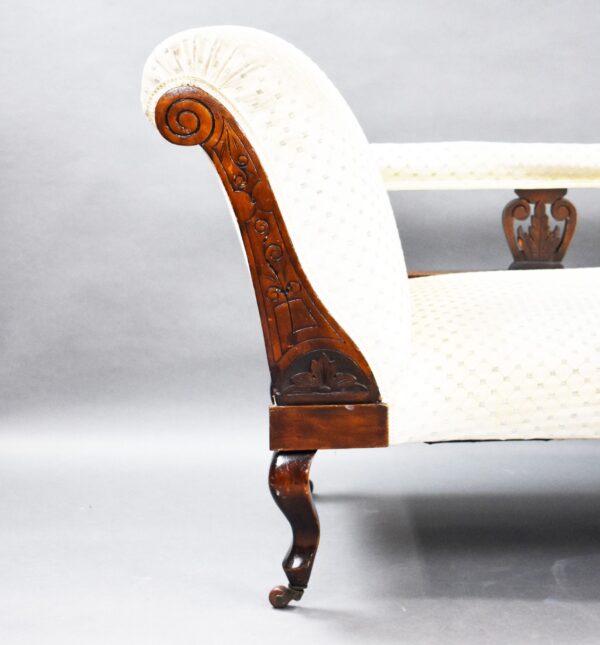 Victorian Chaise Longue - Image 3