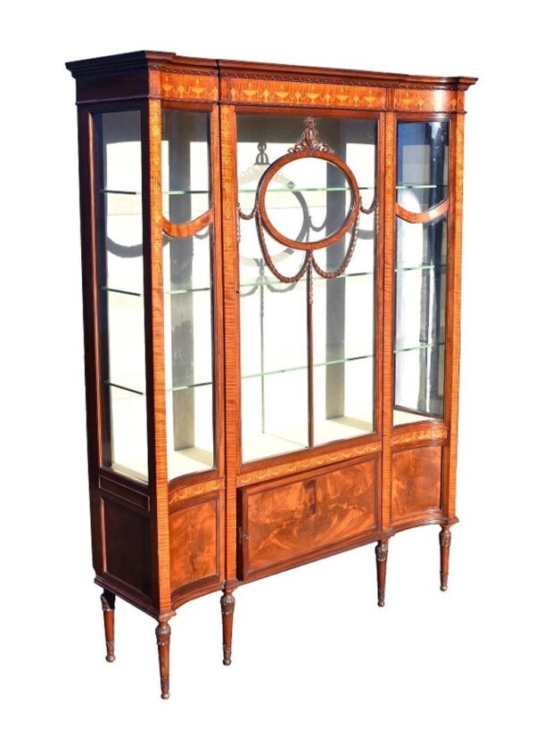 Early 20th Century English Edwardian Mahogany Inlaid Display Cabinet