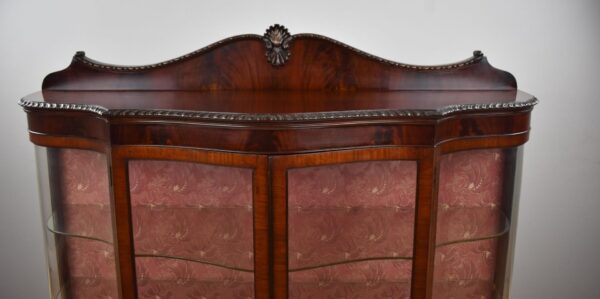 Edwardian Mahogany Serpentine Cabinet - Image 2