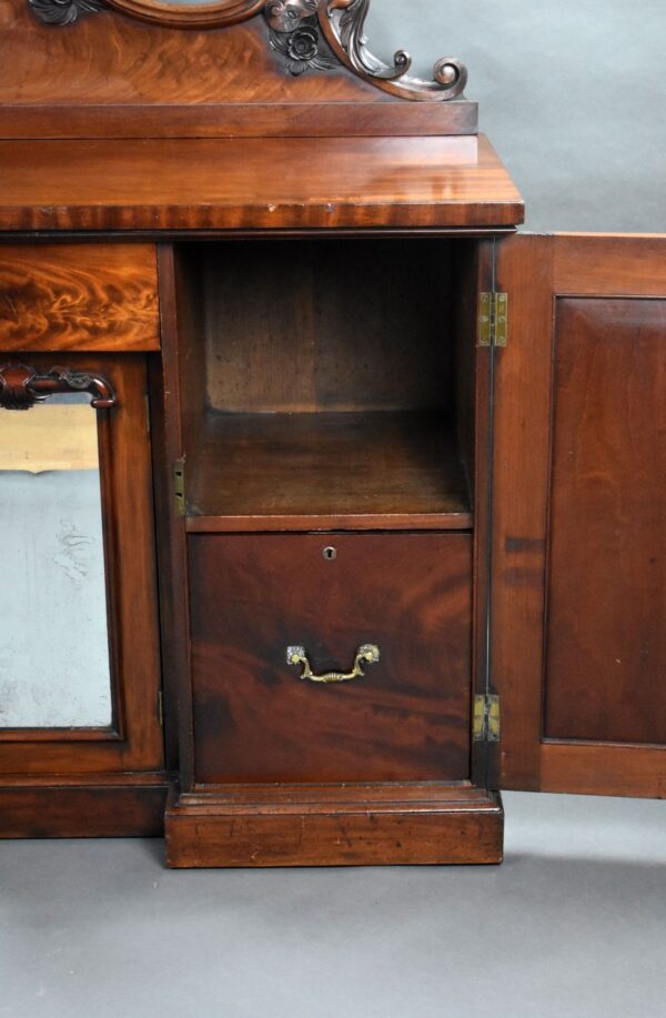 Victorian Flame Mahogany Sideboard - Image 3