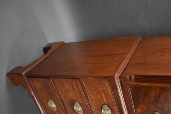 Regency Mahogany Bow Front Chest of Drawers - Image 6