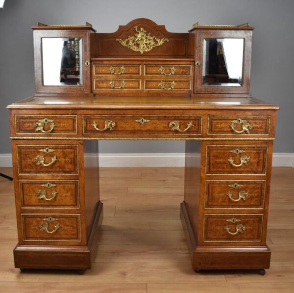 19th Century Victorian Amboyna Pedestal Desk - Image 2