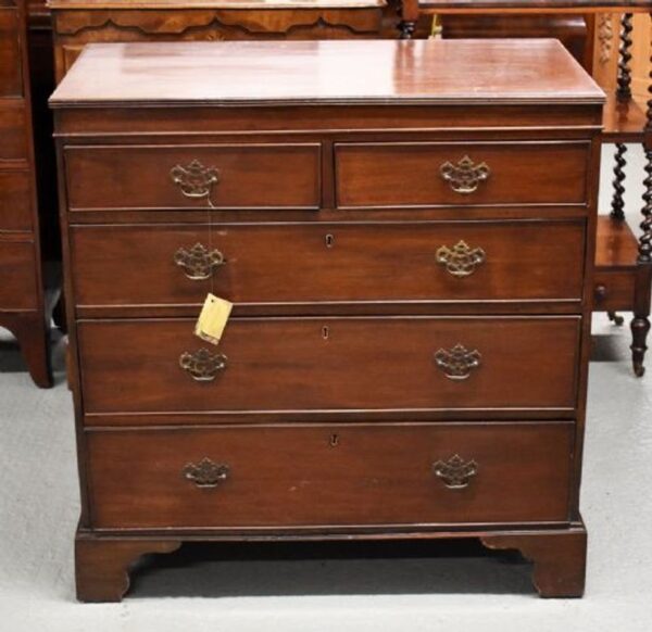 Antique Mahogany Chest of Drawers - Image 2