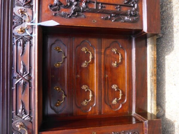 19th Century Victorian Carved Mahogany Desk - Image 3