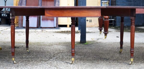 Regency Mahogany Dining Table - Image 5