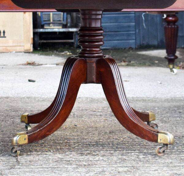 Regency Mahogany Dining Table - Image 6