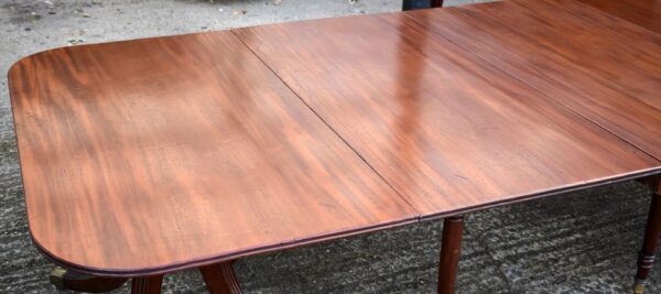 Regency Mahogany Dining Table - Image 9