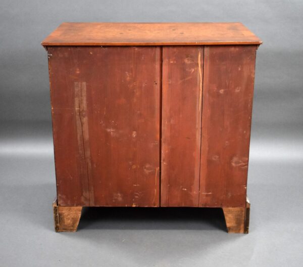 George II Burr Walnut Chest of Drawers - Image 4