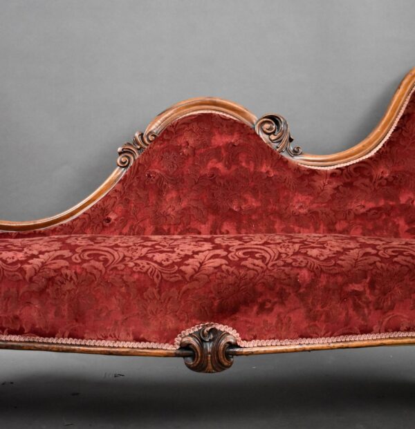 Victorian Mahogany Chaise Lounge - Image 4