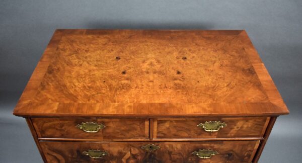 George II Burr Walnut Chest of Drawers - Image 8