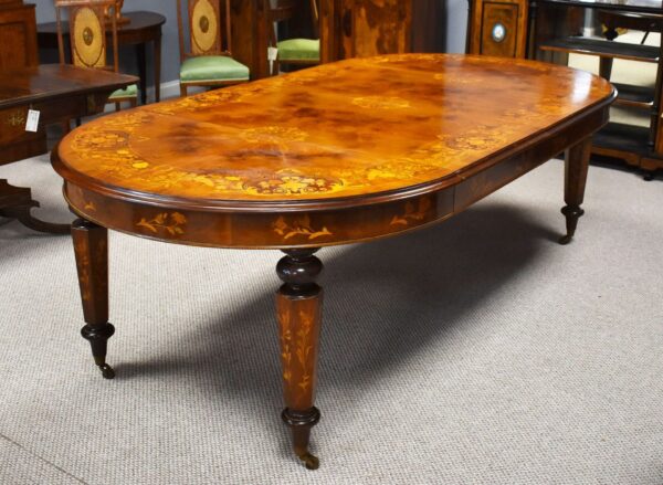 Victorian Walnut Inlaid Extending Windout Dinng Table