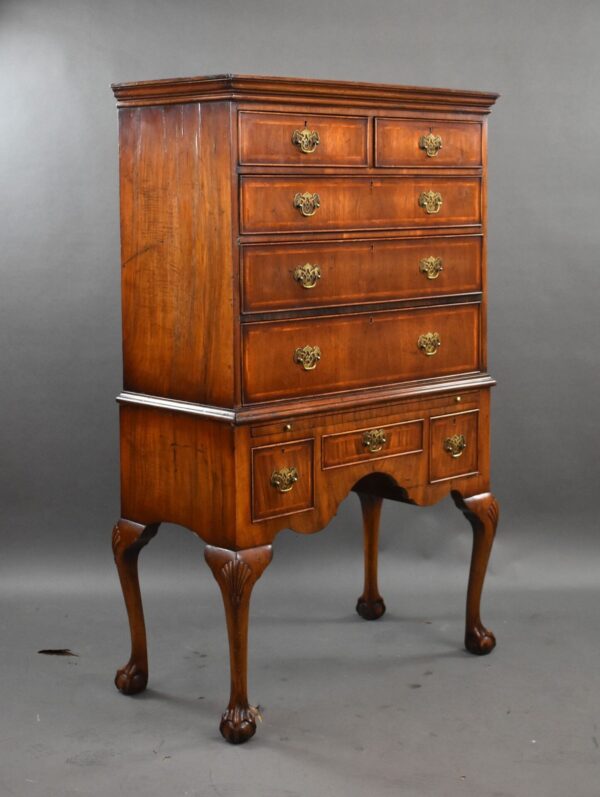 1920s Queen Anne Style Inlaid and crossbanded walnut chest on stand