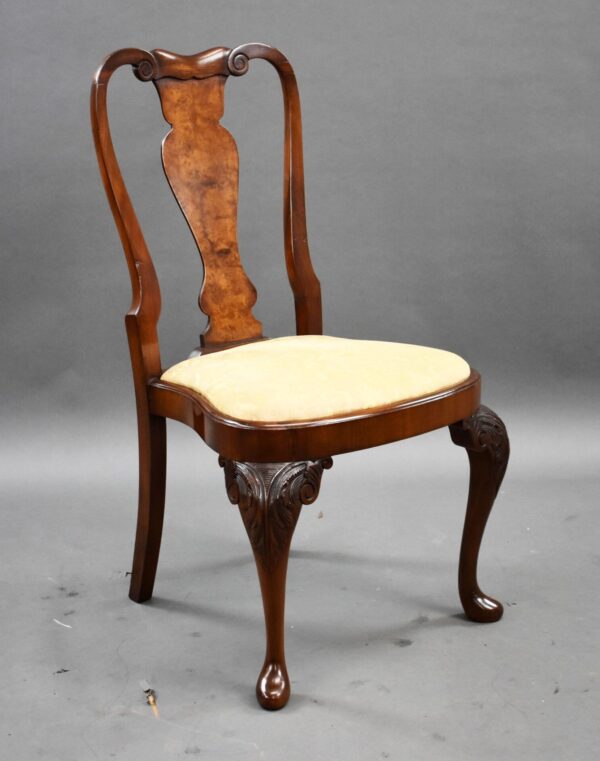 Antique Burr Walnut Queen Anne Style Dining Suite - Image 17