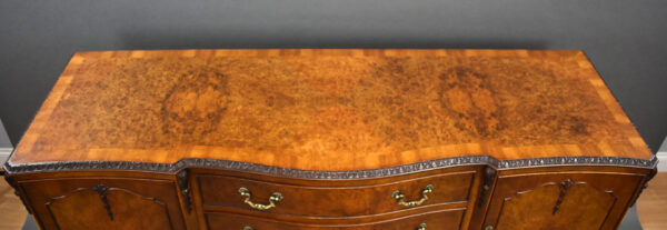 Antique Burr Walnut Queen Anne Style Dining Suite - Image 7