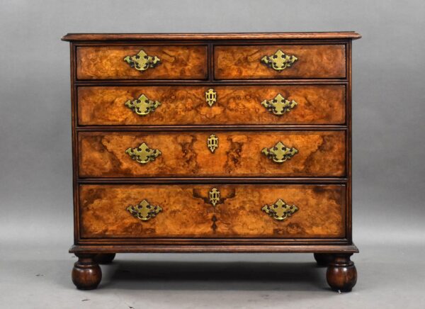 18th Century Burr Walnut Chest of Drawers - Image 2