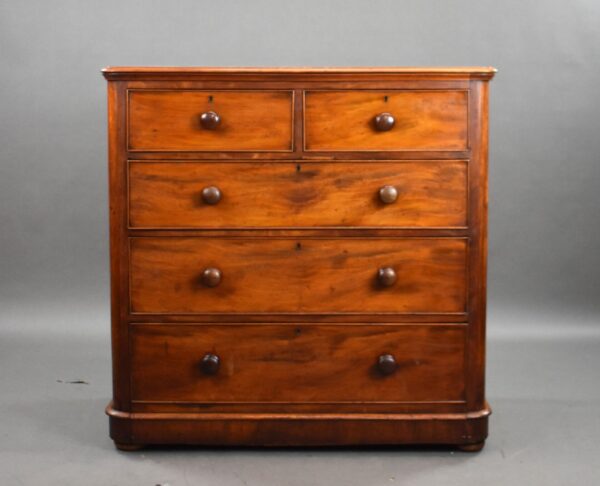 Victorian Mahogany Chest of Drawers - Image 2