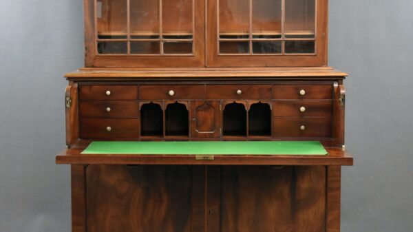 Early Victorian MahoganySecretaire Bookcase - Image 5