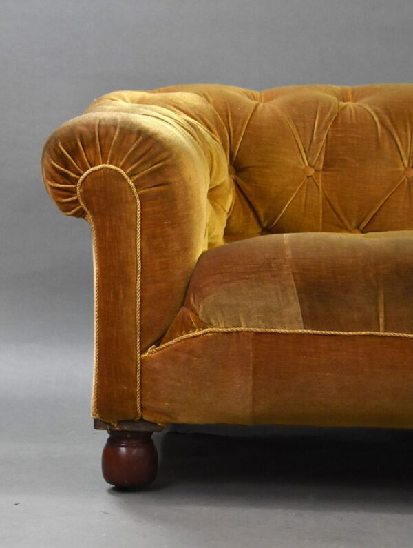 Victorian Chesterfield - Image 2