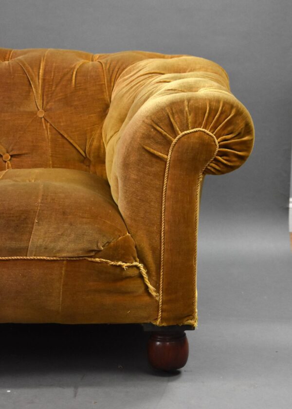 Victorian Chesterfield - Image 4