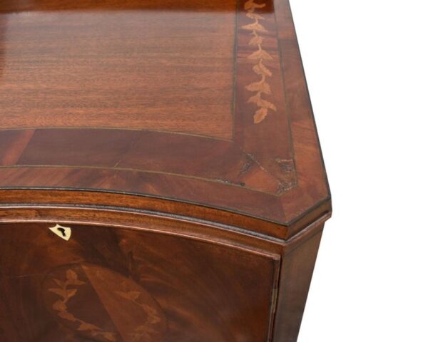Edwardian Mahogany Inlaid Serpentine Sideboard - Image 9